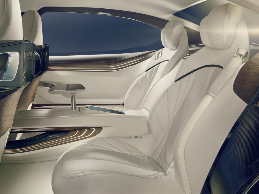 Интерьер BMW Vision Future Luxury Concept 2014 года  (фото 24 из 57)